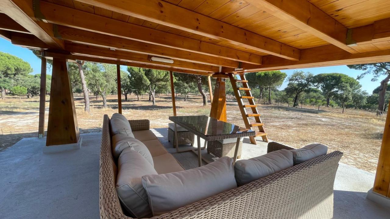 Suspended Wooden House - Monte Da Cortica Villa Águas de Moura Exterior foto